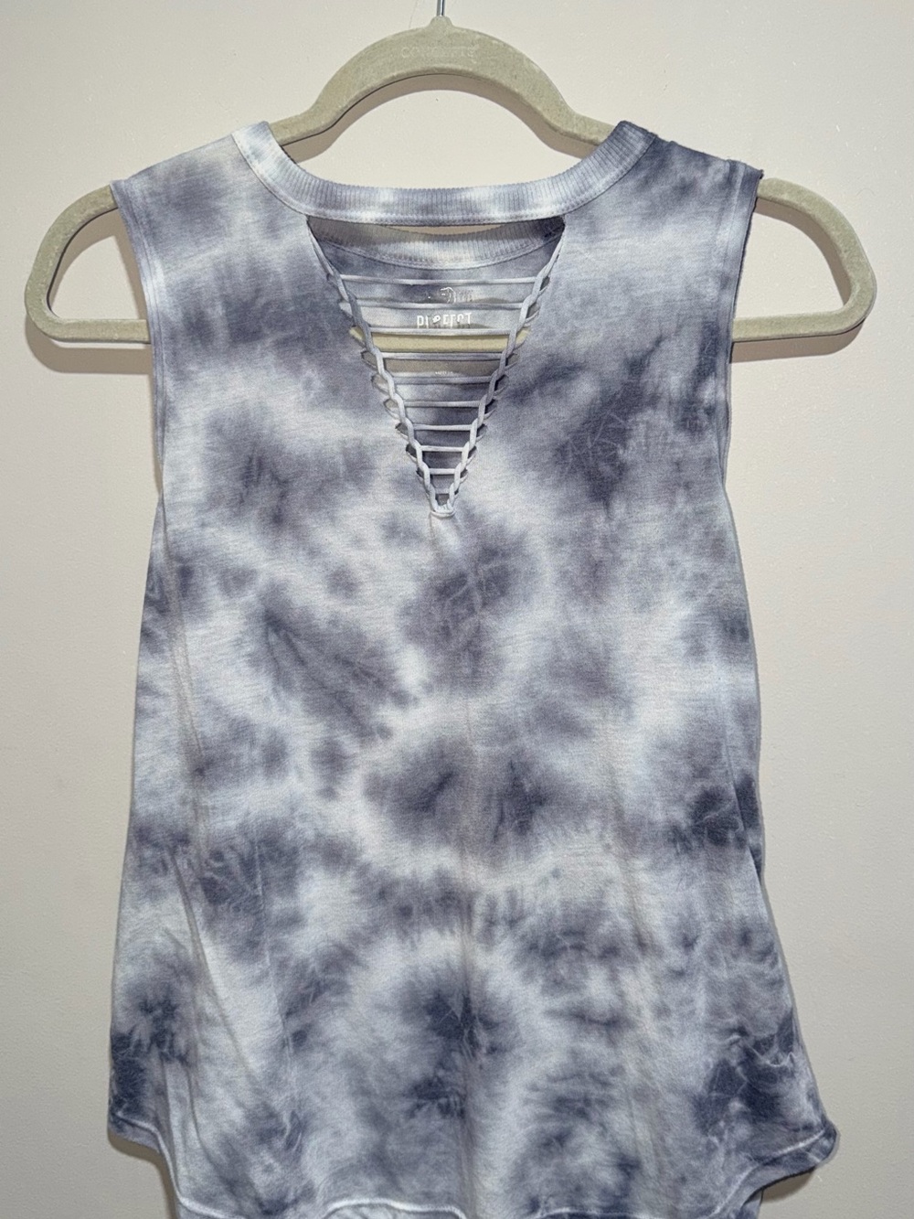 Tie-Dye Lace-Up Sleeveless Top - Gray/White